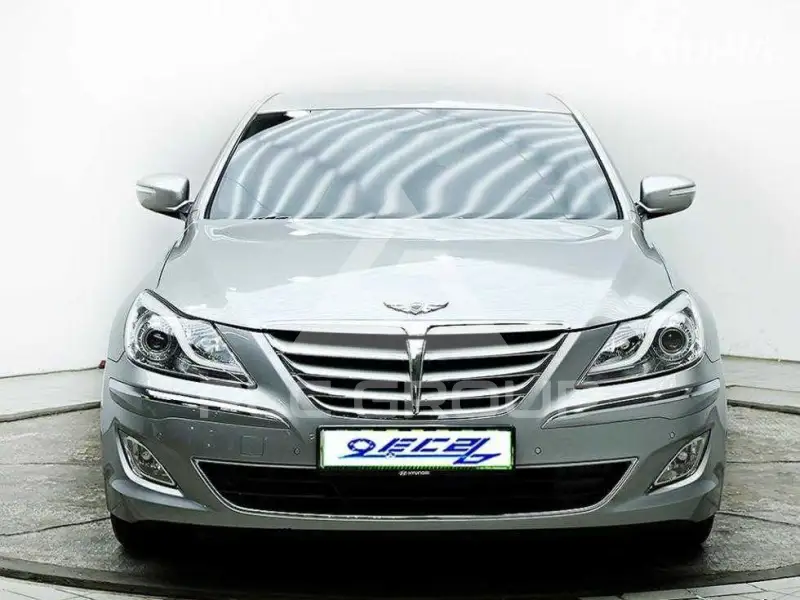 2012 Hyundai Genesis