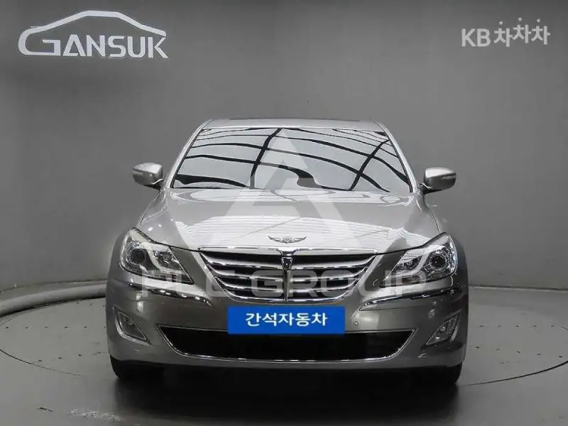 2012 Hyundai Genesis