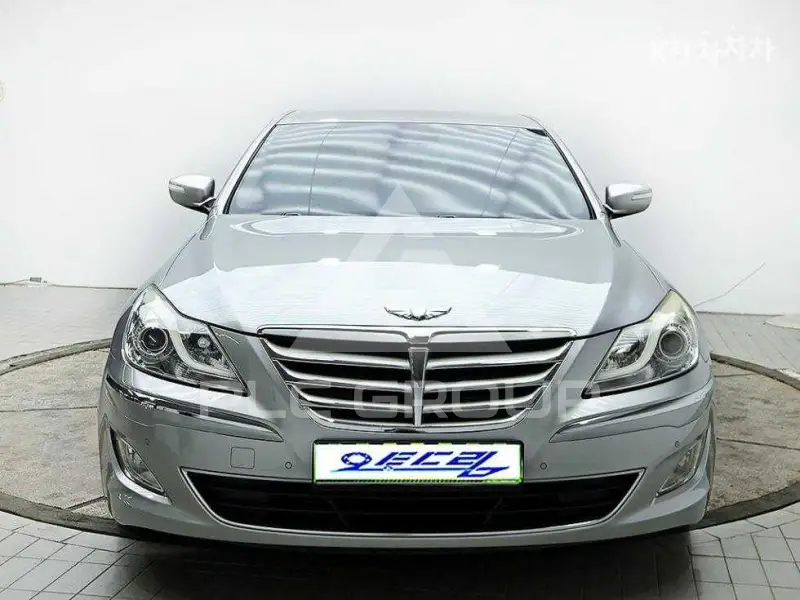 2012 Hyundai Genesis
