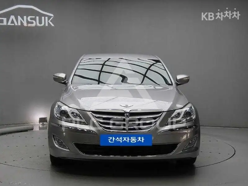 2012 Hyundai Genesis