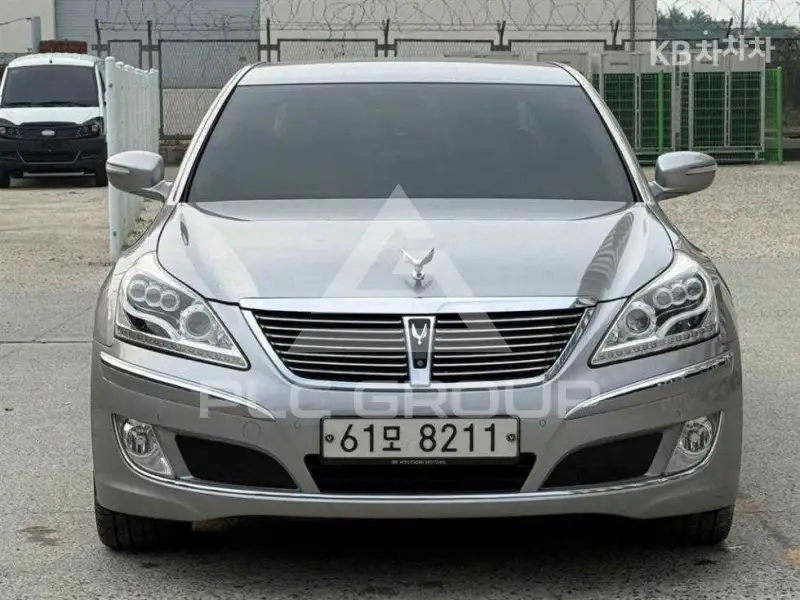 2012 Hyundai Equus