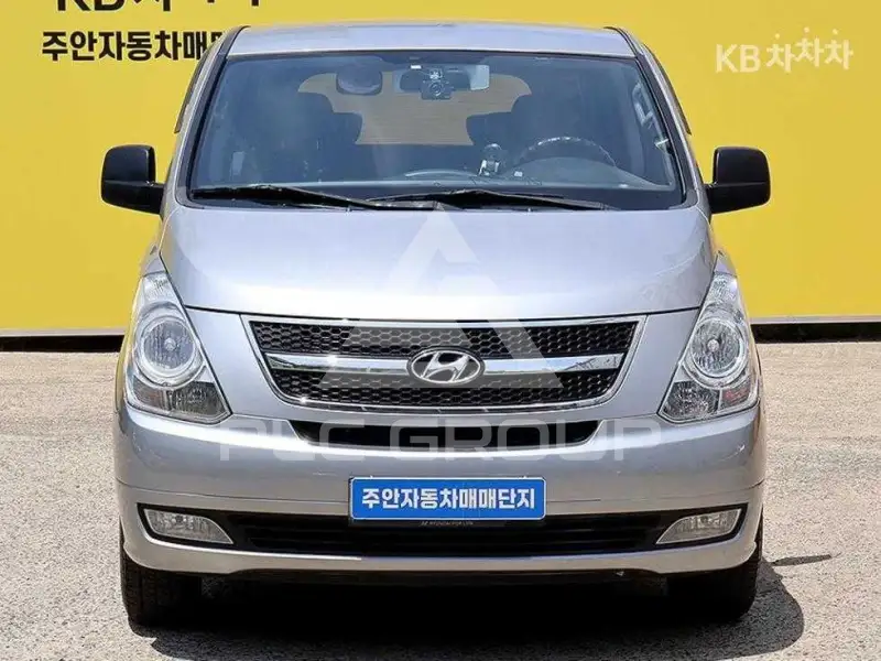 2012 Hyundai Starex