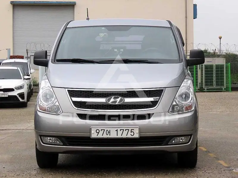 2012 Hyundai Starex