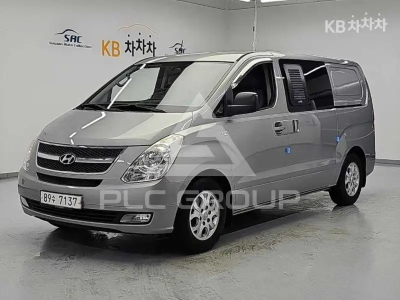 2012 Hyundai Starex