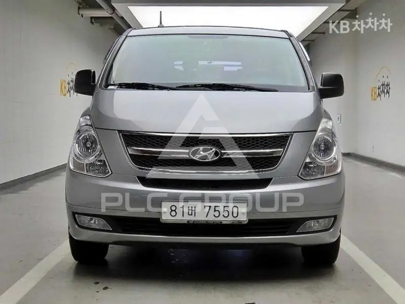 2012 Hyundai Starex