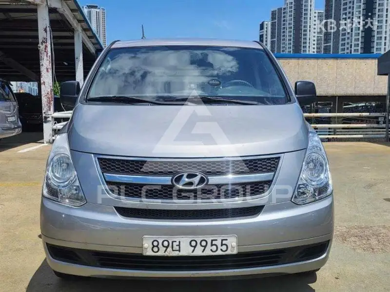 2012 Hyundai Starex