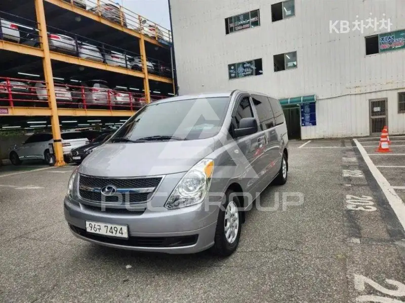 2012 Hyundai Starex