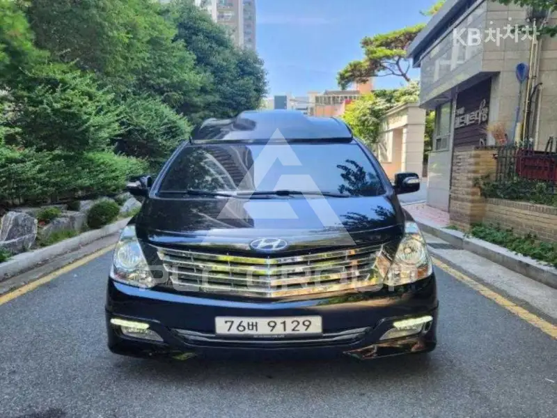 2012 Hyundai Starex