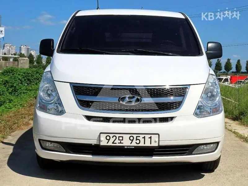 2012 Hyundai Starex