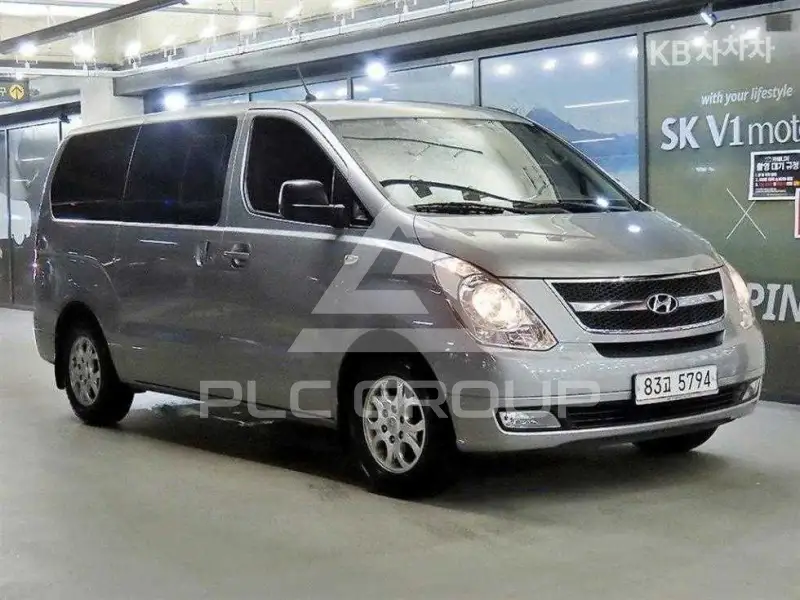 2012 Hyundai Starex