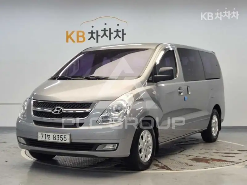 2012 Hyundai Starex