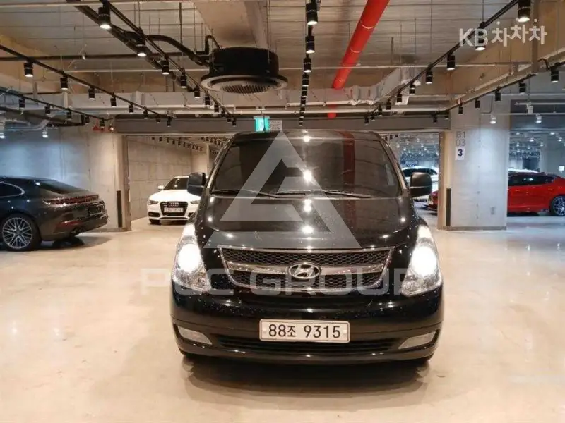 2012 Hyundai Starex