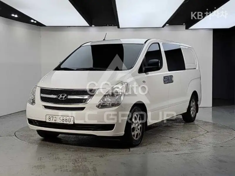 2012 Hyundai Starex