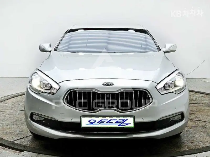 2012 KIA K9