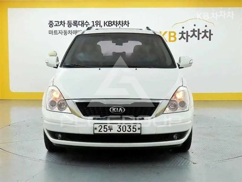 2012 KIA Carnival