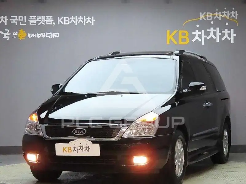 2012 KIA Carnival