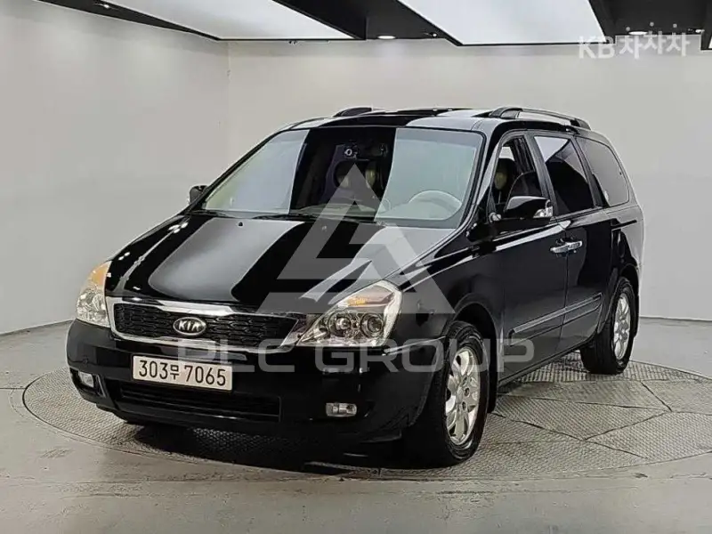 2012 KIA Carnival