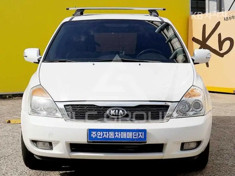 2012 KIA Carnival