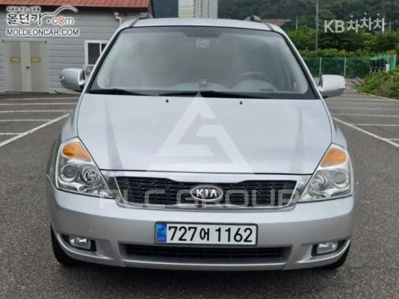 2012 KIA Carnival