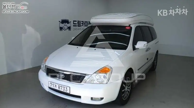 2012 KIA Carnival