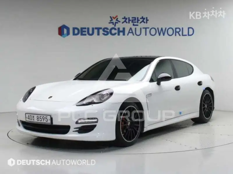 2012 Porsche Panamera