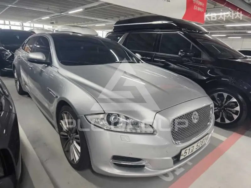 2012 Jaguar XJ
