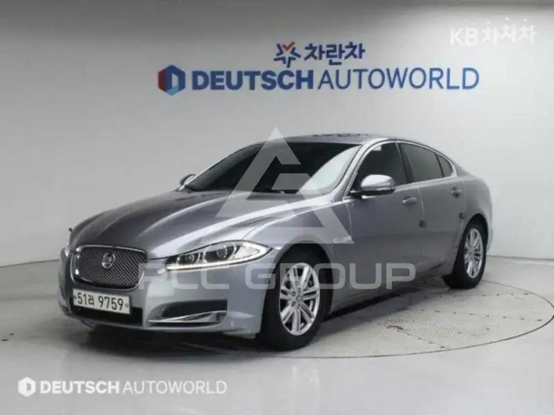 2012 Jaguar XF
