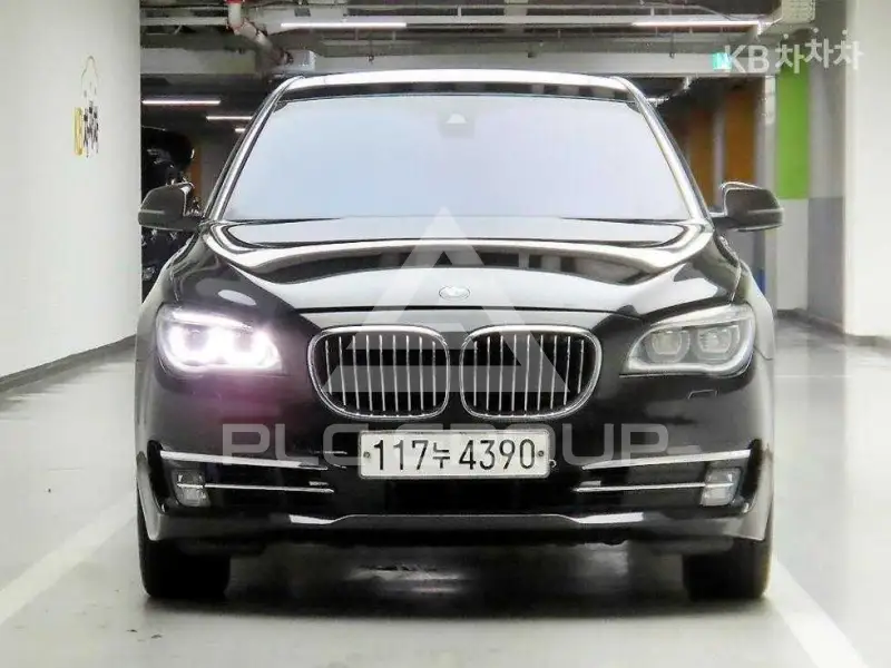 2013 BMW 7 Series