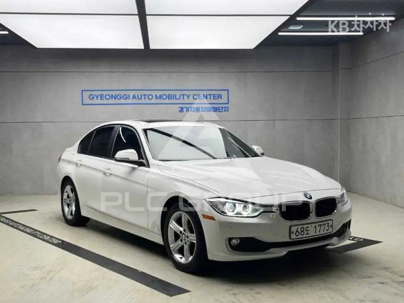 2013 BMW 3 Series