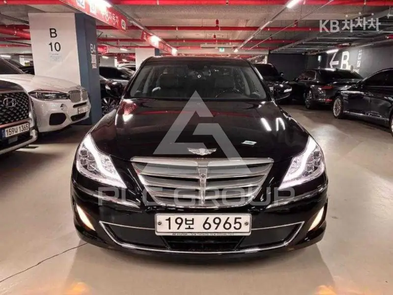 2013 Hyundai Genesis