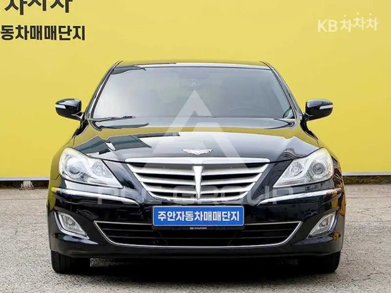 2013 Hyundai Genesis