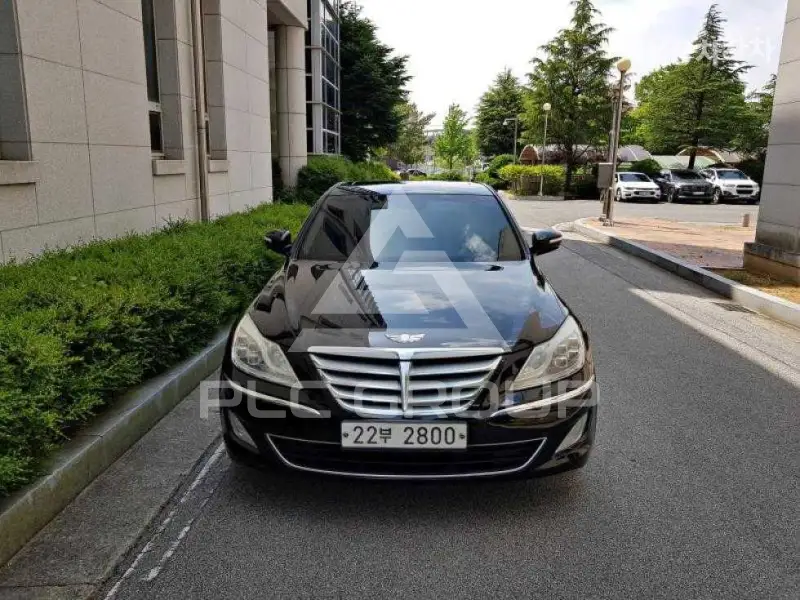 2013 Hyundai Genesis