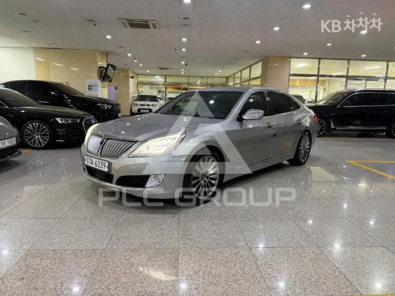 2013 Hyundai Equus
