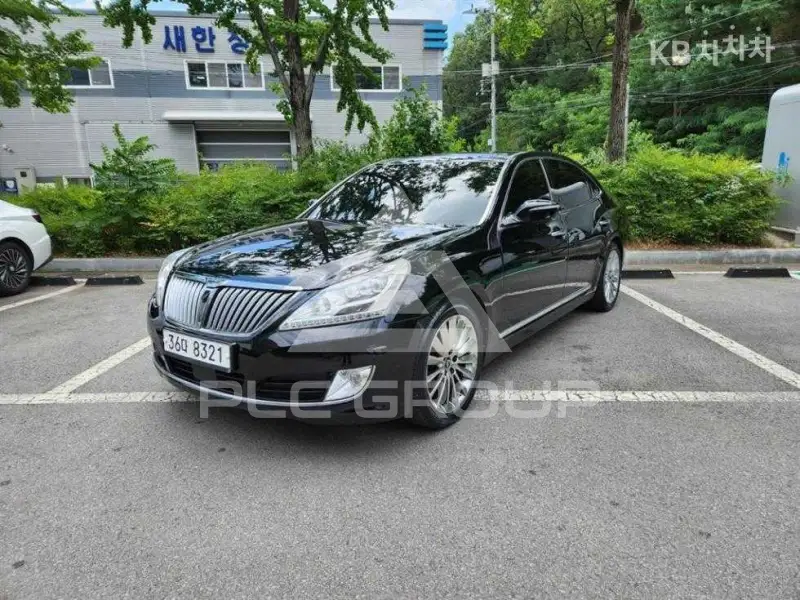 2013 Hyundai Equus