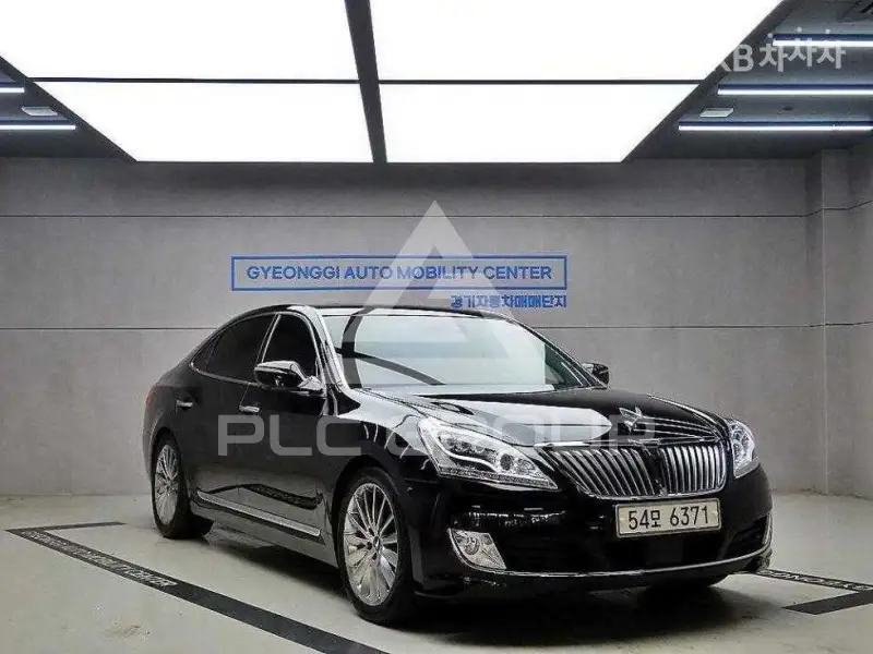 2013 Hyundai Equus