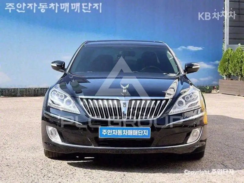 2013 Hyundai Equus