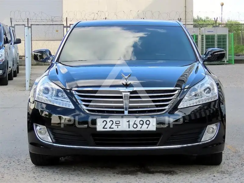 2013 Hyundai Equus