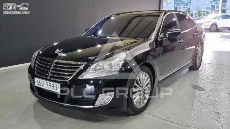 2013 Hyundai Equus