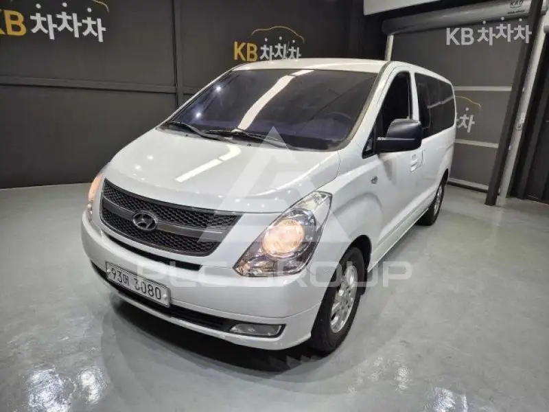 2013 Hyundai Starex