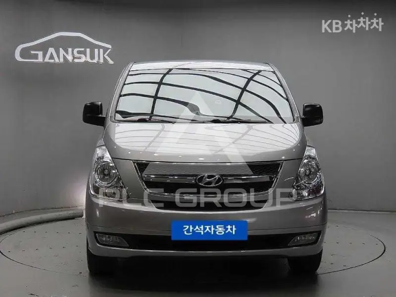 2013 Hyundai Starex