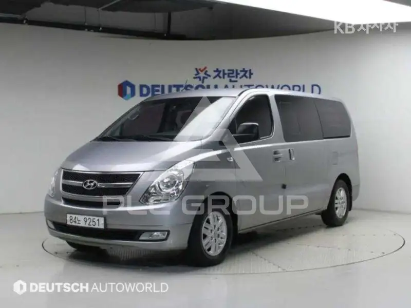 2013 Hyundai Starex