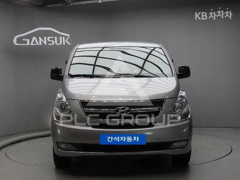 2013 Hyundai Starex