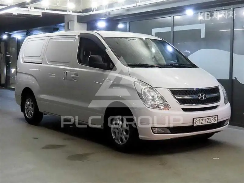 2013 Hyundai Starex