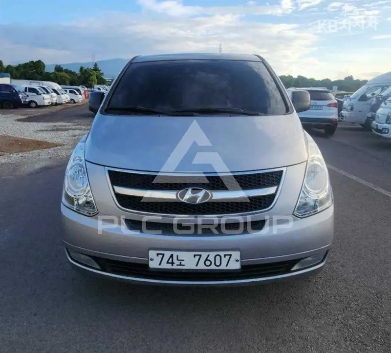 2013 Hyundai Starex
