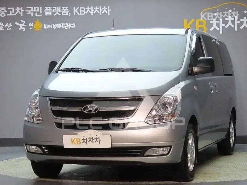 2013 Hyundai Starex