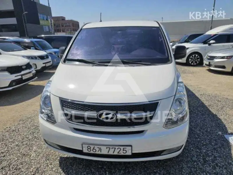 2013 Hyundai Starex