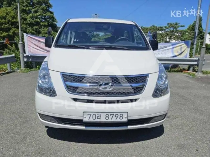 2013 Hyundai Starex