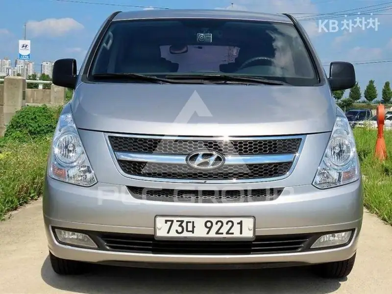 2013 Hyundai Starex