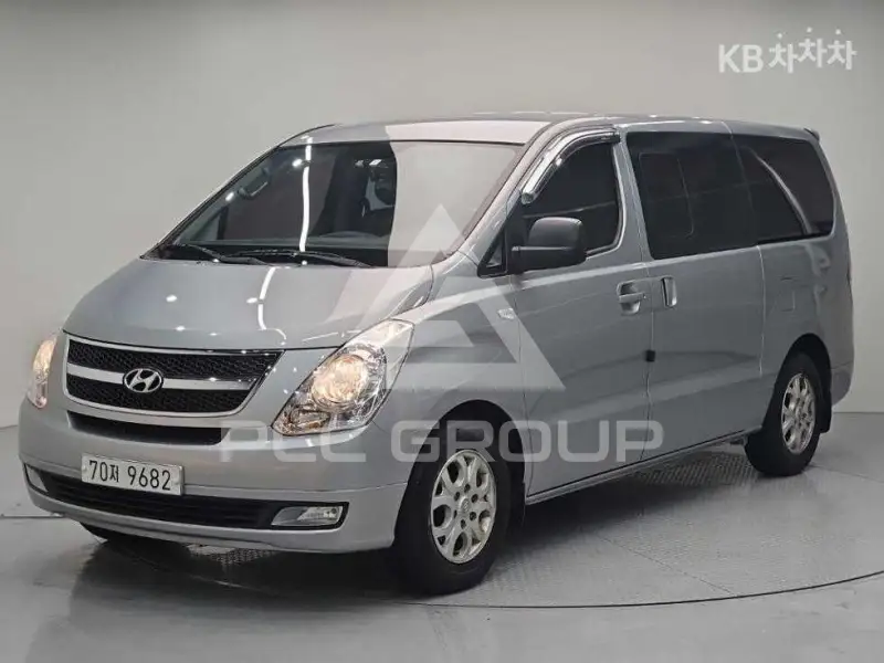 2013 Hyundai Starex