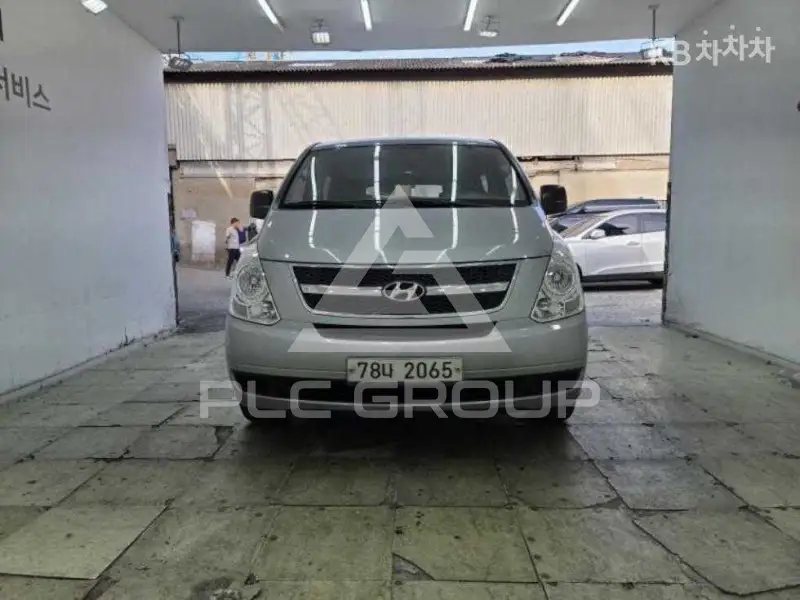 2013 Hyundai Starex